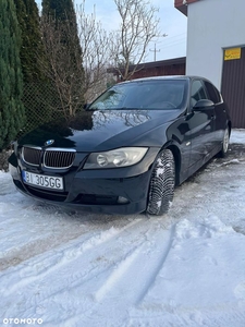 BMW Seria 3 325i