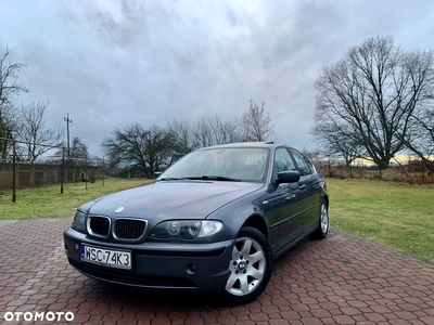 BMW Seria 3 325i