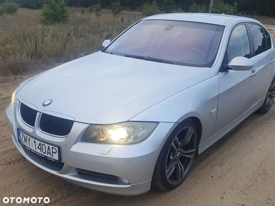 BMW Seria 3 325i