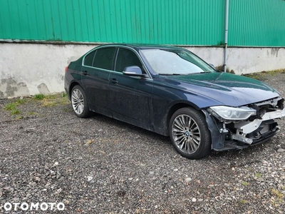 BMW Seria 3 328i Luxury Line