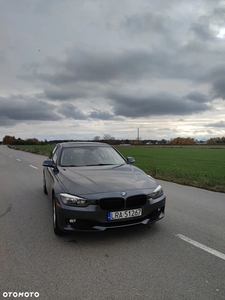 BMW Seria 3 328i xDrive