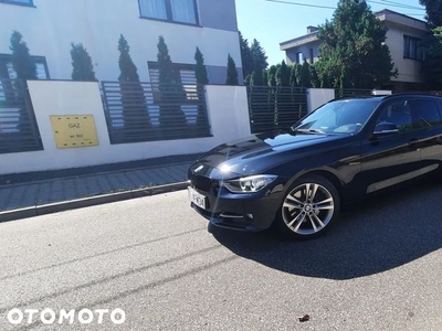 BMW Seria 3 330d Sport Line EU6