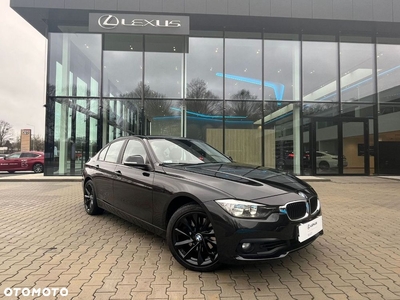 BMW Seria 3 330i GPF Sport Line