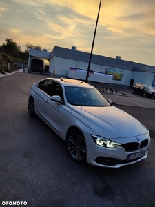 BMW Seria 3 330i GPF xDrive Sport Line