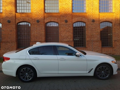 BMW Seria 5 518d Luxury Line sport