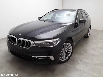 BMW Seria 5 520d Luxury Line