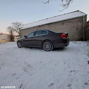 BMW Seria 5 520d Luxury Line