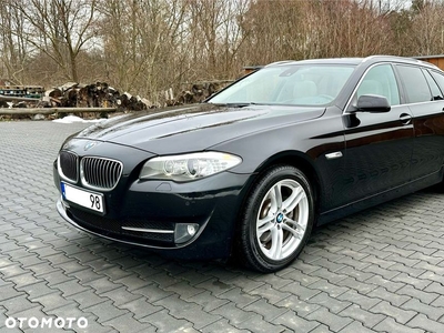 BMW Seria 5 520d Touring Luxury Line