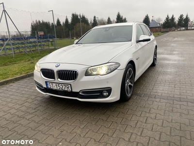 BMW Seria 5 520d Touring Luxury Line