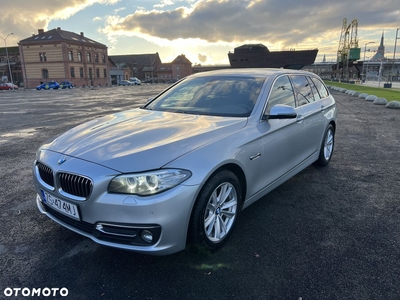 BMW Seria 5 520d xDrive Luxury Line