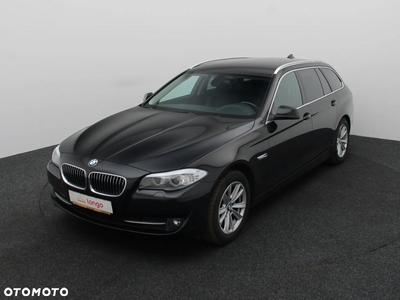 BMW Seria 5 520i Touring Luxury Line