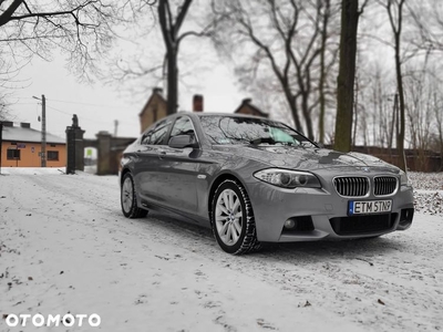 BMW Seria 5 523i Sport-Aut