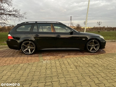 BMW Seria 5 525d Touring Edition Sport