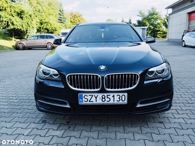 BMW Seria 5 525d xDrive Touring