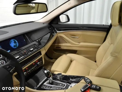 BMW Seria 5 530d Touring Modern Line