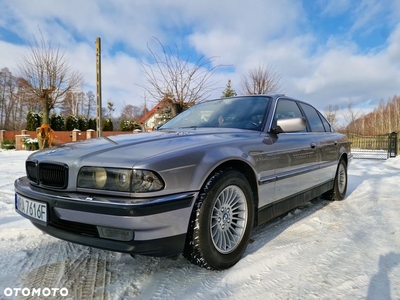 BMW Seria 7 728i L