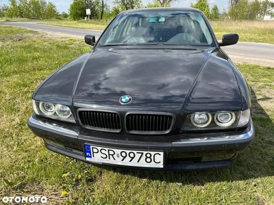 BMW Seria 7 728i L