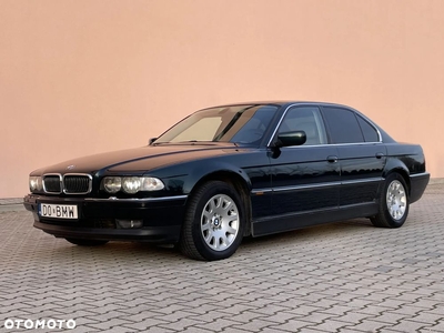 BMW Seria 7 735i L