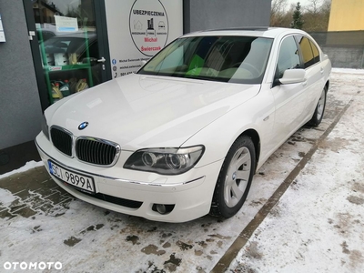 BMW Seria 7 740i