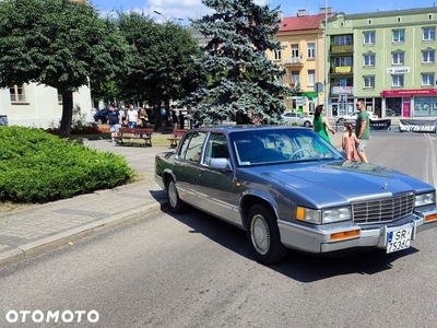 Cadillac Deville 4.9 STD