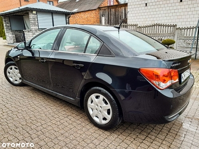 Chevrolet Cruze 1.8 LS+