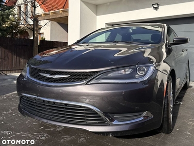 Chrysler 200