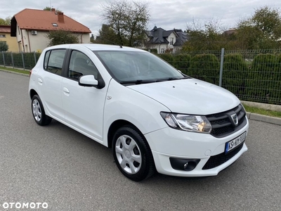 Dacia Sandero 1.2 16V 75 Essentiel