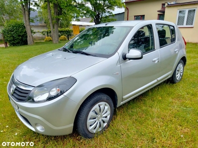 Dacia Sandero 1.2 16V Laureate BL