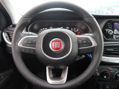 Fiat Tipo 2019 1.4 16V 38582km ABS klimatyzacja manualna