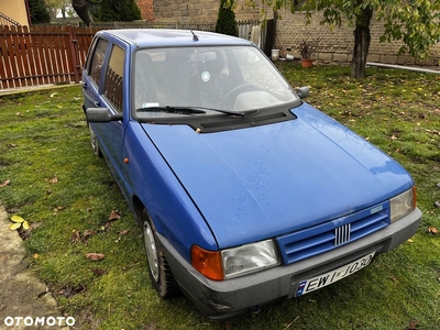 Fiat Uno 899