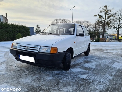 Fiat Uno 899