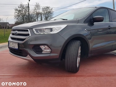 Ford Escape 1.5 EcoBoost AWD SE