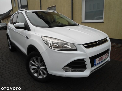 Ford Kuga 1.5 EcoBoost 2x4 Titanium