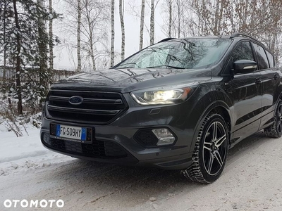 Ford Kuga 2.0 TDCi 4x4 ST-Line