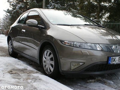 Honda Civic 1.8 Executive NAVI