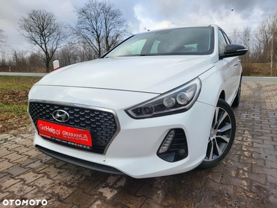 Hyundai I30 blue 1.6 CRDi Trend