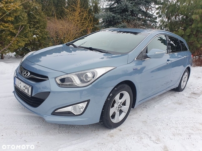 Hyundai i40 i40cw 1.7 CRDi blue Style