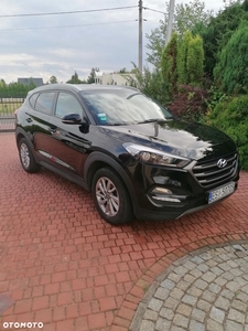 Hyundai Tucson blue 1.7 CRDi 2WD Style