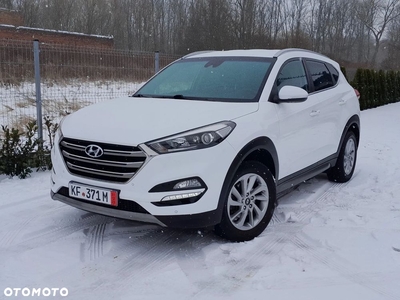 Hyundai Tucson blue 1.7 CRDi 2WD Style