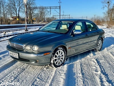 Jaguar X-Type