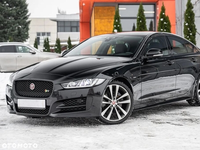 Jaguar XE 2.0 D R-Sport