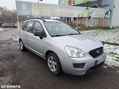 Kia Carens 2.0 CVVT LX