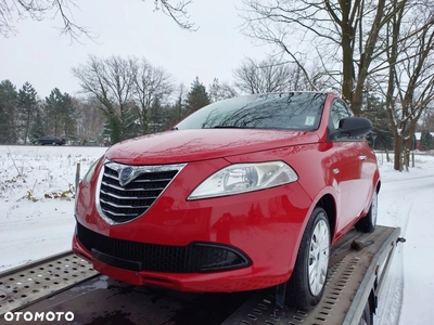 Lancia Ypsilon 1.2 8V Gold