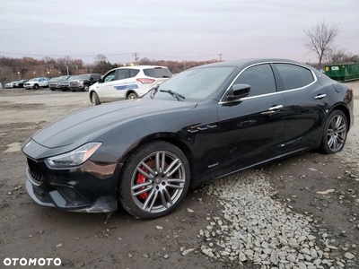 Maserati Ghibli S Q4 Essence