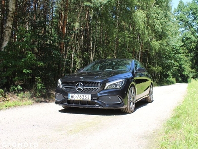 Mercedes-Benz CLA 180 7G-DCT Urban