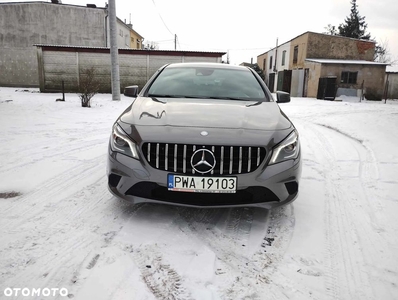 Mercedes-Benz CLA 220 (CDI) d