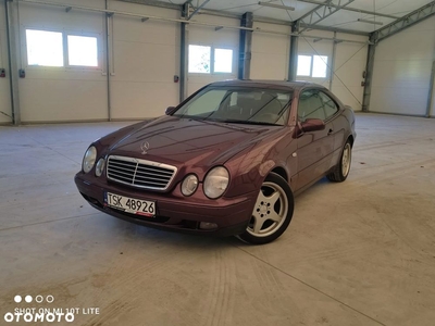 Mercedes-Benz CLK 320