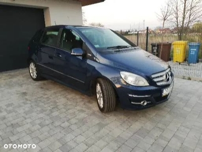 Mercedes-Benz Klasa B 180 BlueEffICIENCY