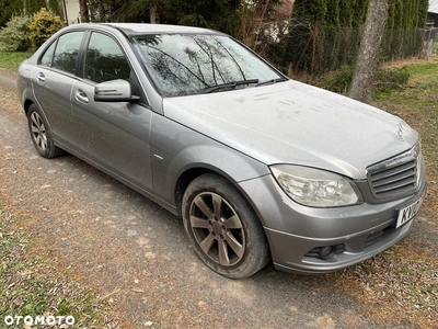 Mercedes-Benz Klasa C 180 CGI Automatik BlueEFFICIENCY