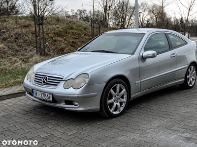 Mercedes-Benz Klasa C 200 Kompressor